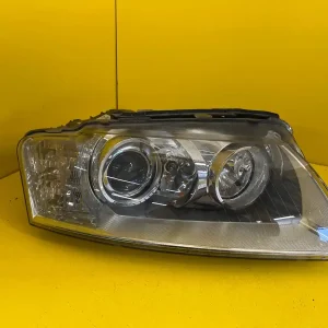 Far Dreapta Audi A8 D3 Xenon