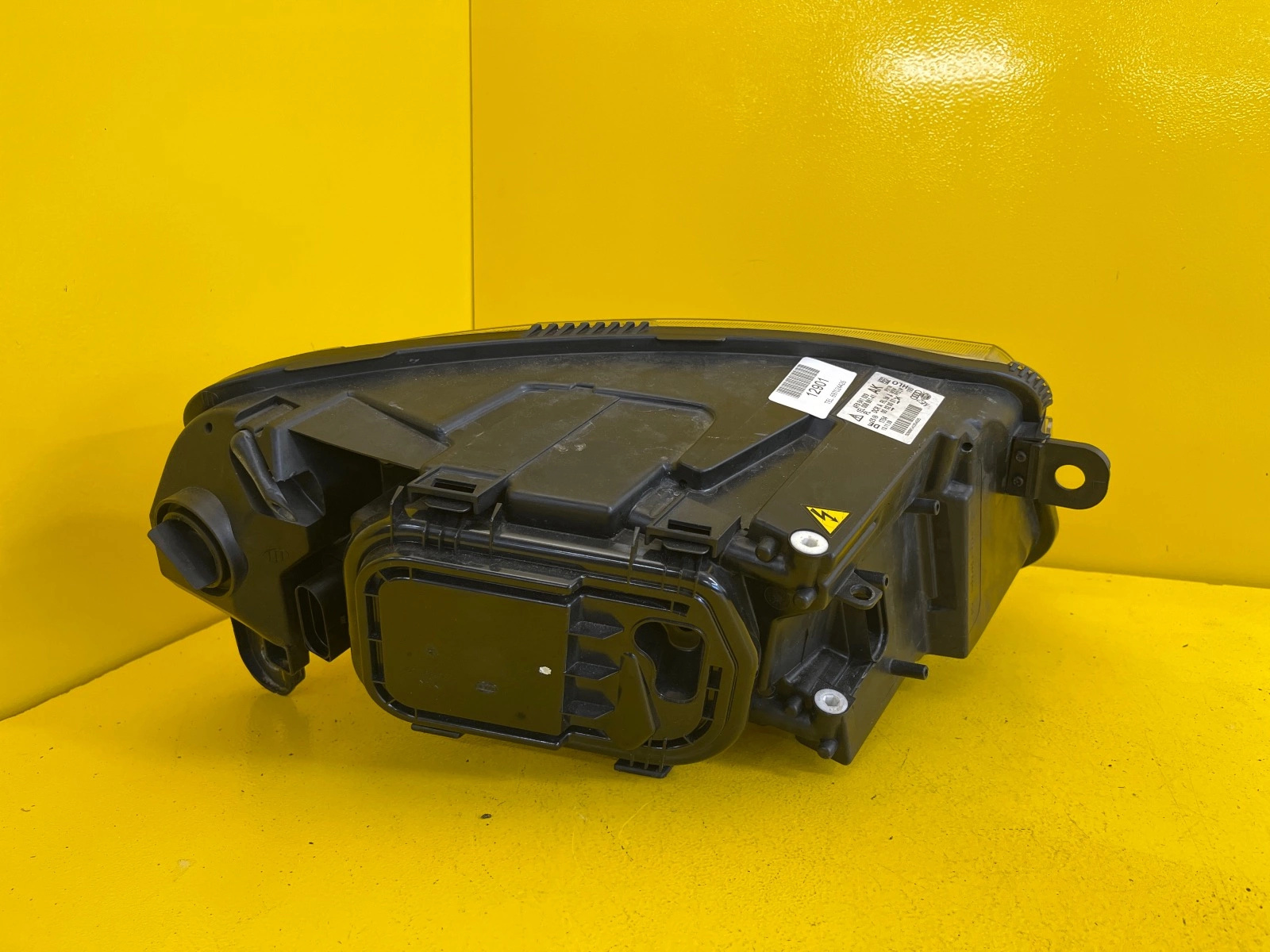 Far stânga Xenon OEM 12901 - Image 3