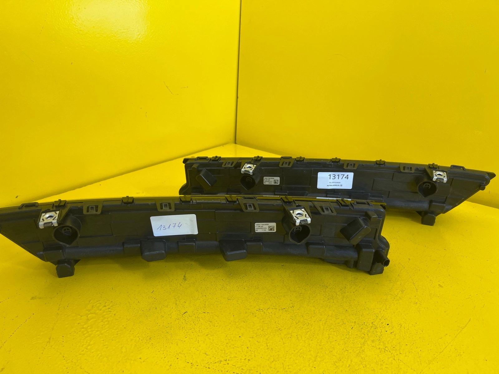Far Volkswagen T7 7t0 LED - Image 2
