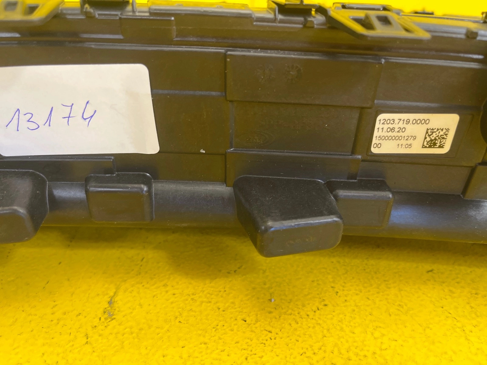 Far Volkswagen T7 7t0 LED - Image 4