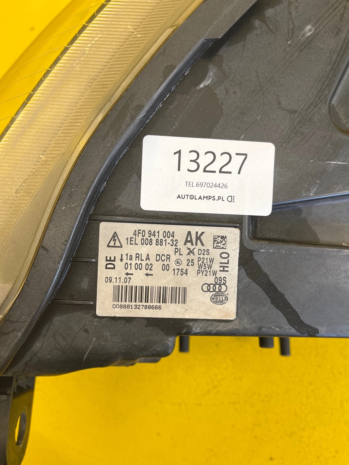 Far dreapta Bi-Xenon OEM 13227 - Image 2
