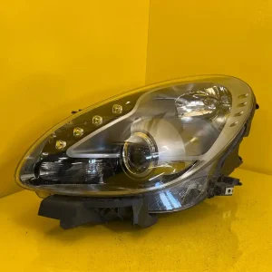 Far Stanga Alfa Romeo Giulietta Ciemna