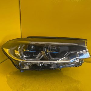 Far dreapta Laser BMW Seria 5 G30 OEM 7493650-01