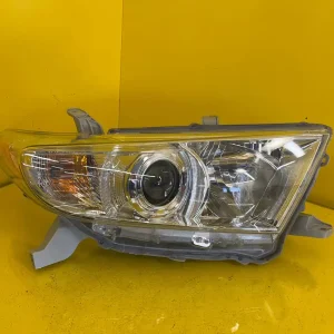 Far Dreapta Toyota Highlander Ii