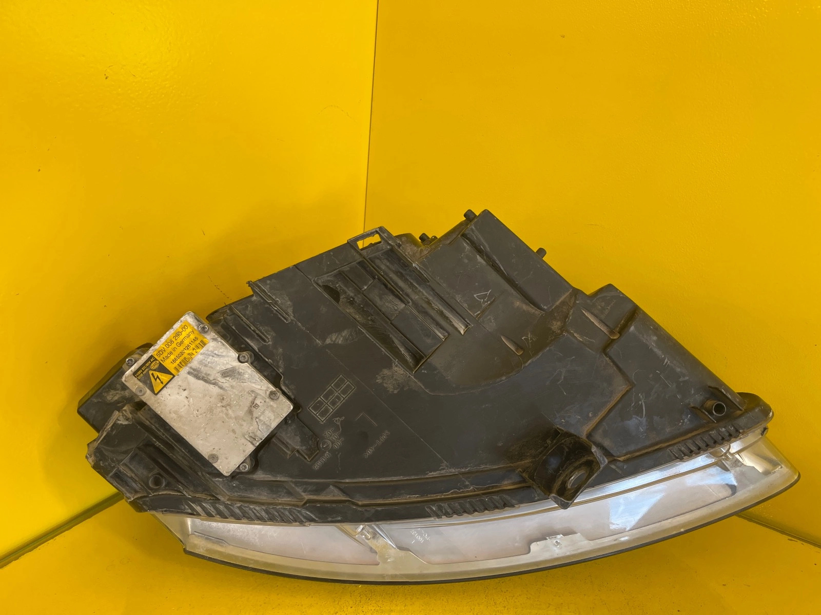 Far stânga Bi-Xenon OEM 13992 - Image 4
