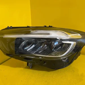 Far Stanga Mercedes W247 Performance