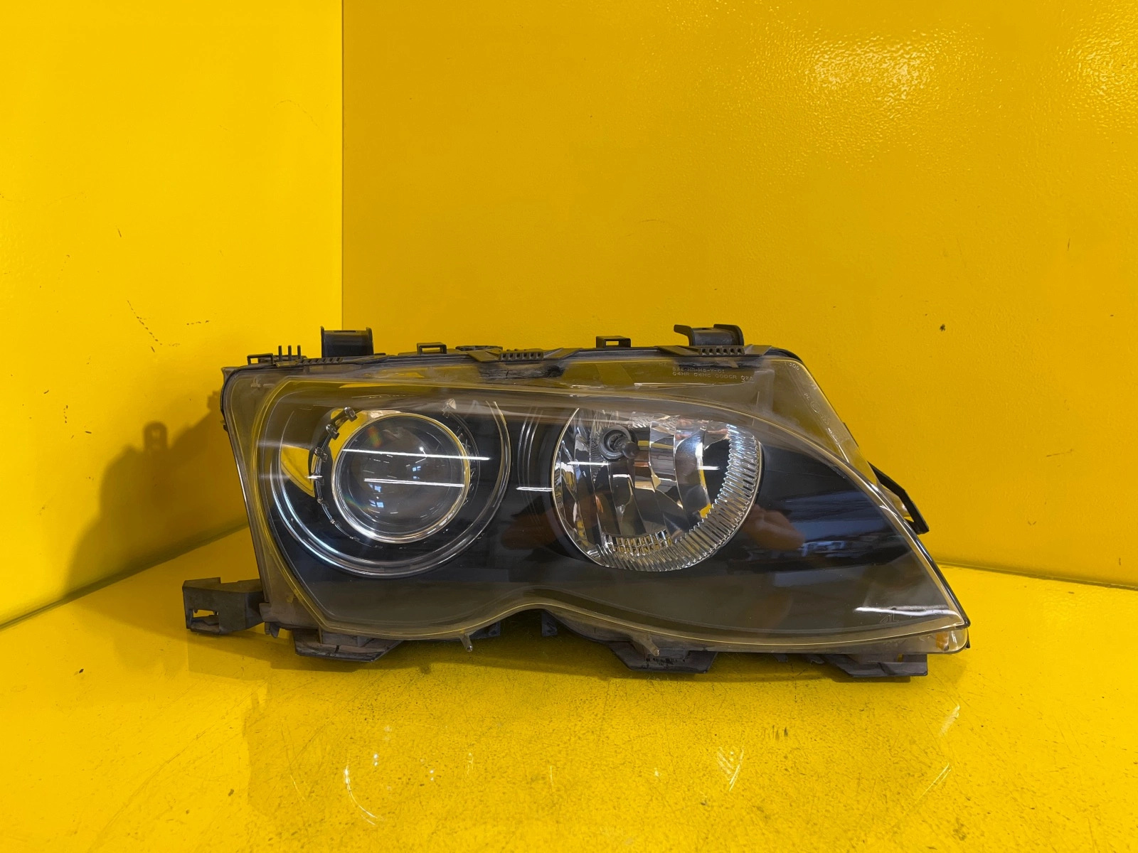 Far dreapta Xenon E46 Facelift 2002-2005 OEM 14130