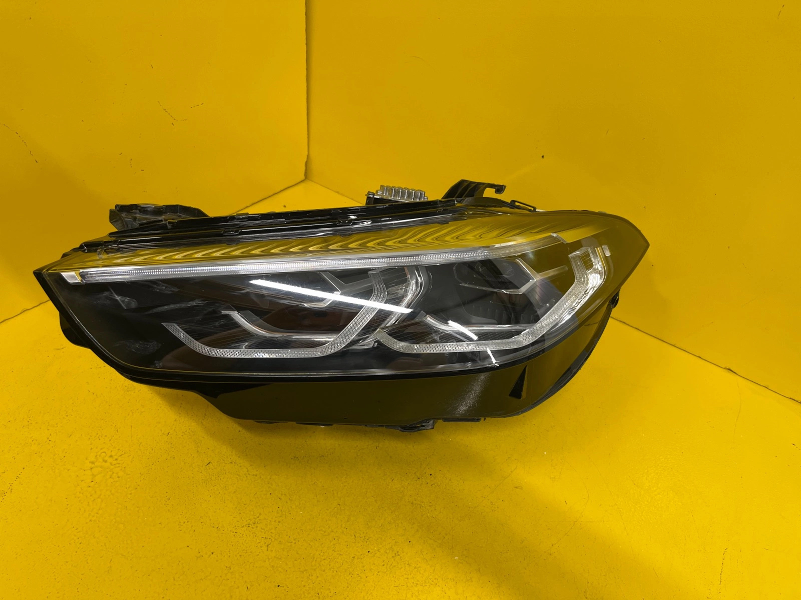 Far stânga Full LED BMW Seria 8 G14 OEM 2842