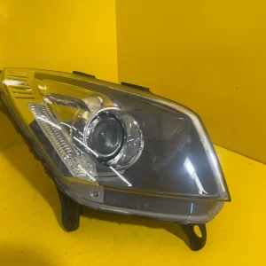 Far Dreapta Citroen C6 Xenon