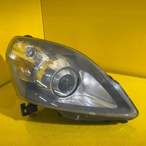 Far dreapta Bi-Xenon OEM 14697