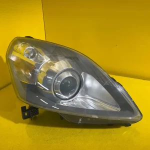 Far Dreapta Opel Zafira B 2 II Bixenon