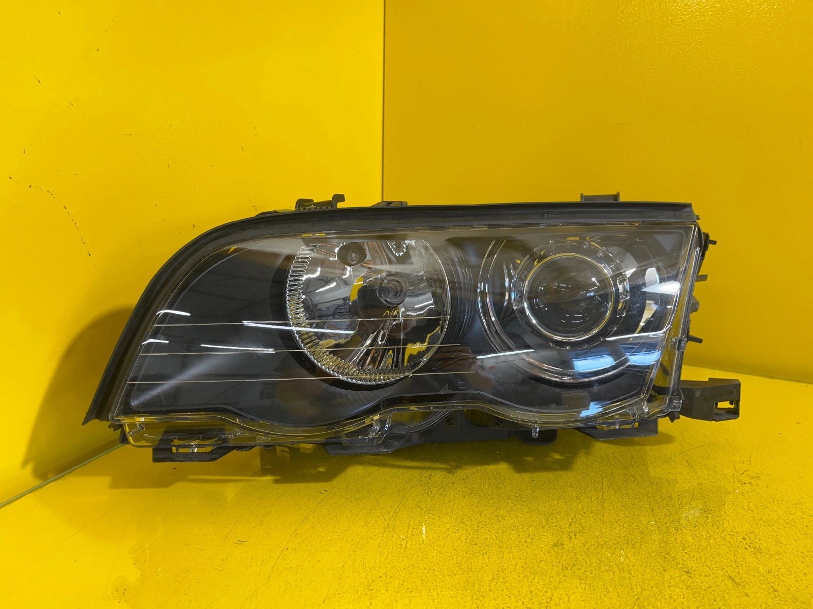 Far stânga Xenon BMW Seria 3 E46 OEM 14786