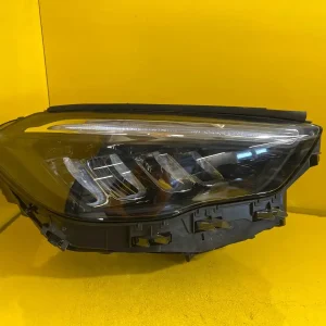 Far Dreapta Mercedes W247 Performance