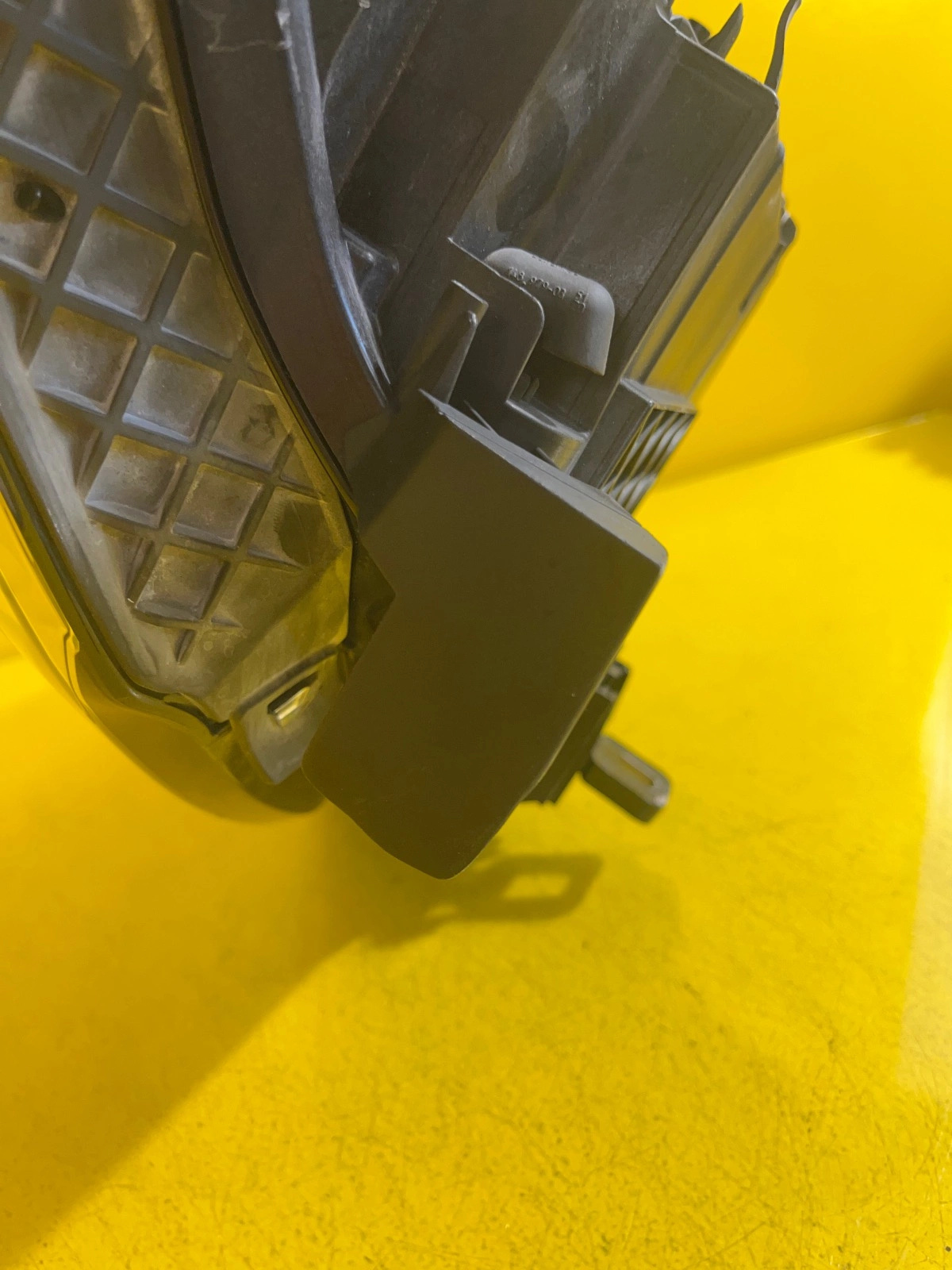 Far Volkswagen Id 5 Full LED - Image 4