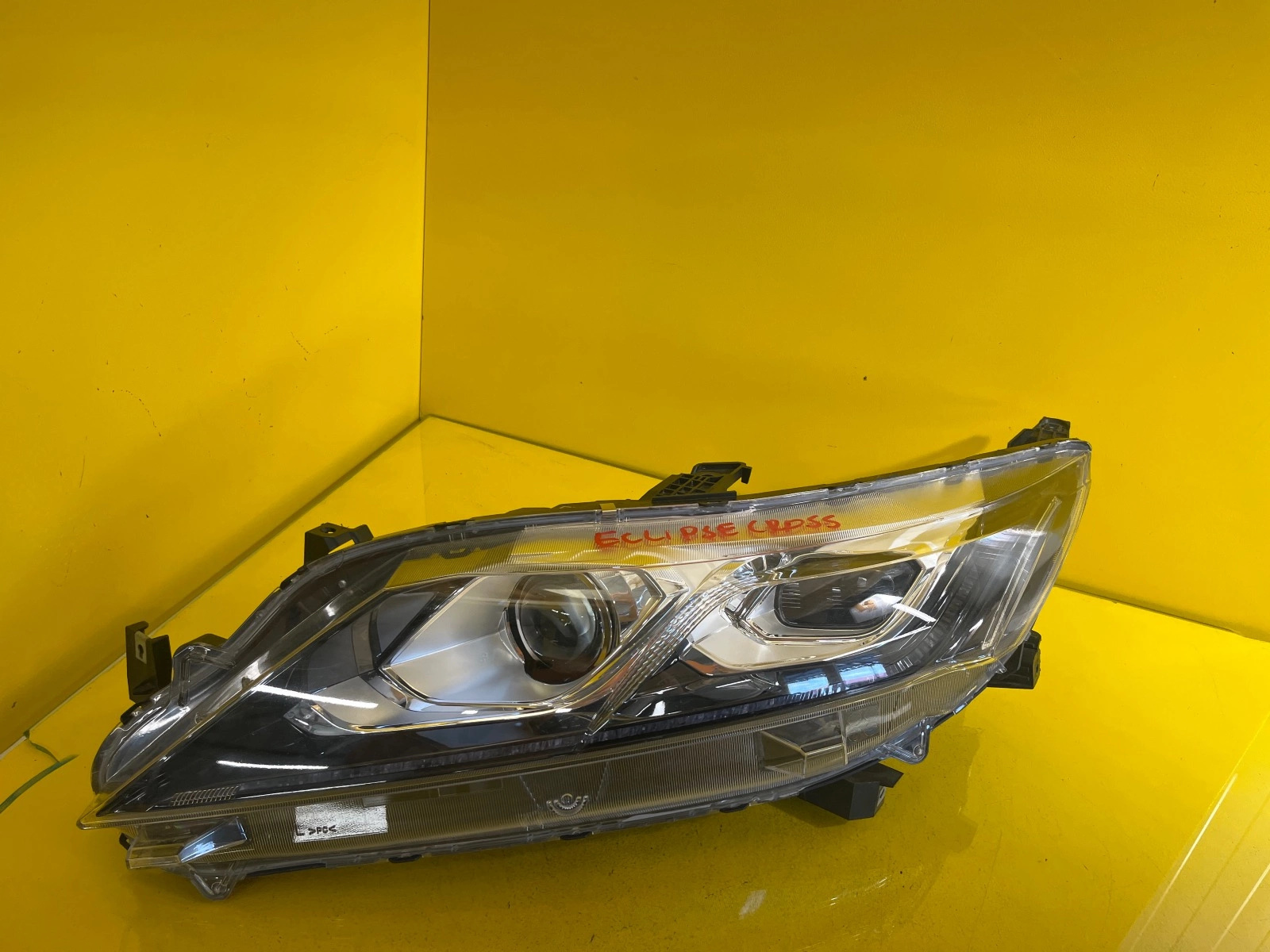 Far Mitsubishi Eclipse Cross Full LED