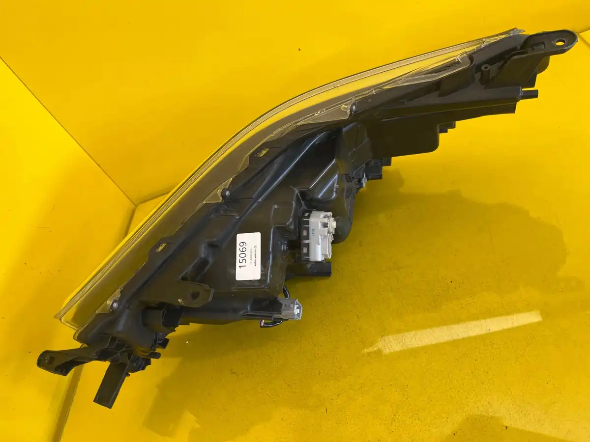 Far Dreapta Toyota Hilux VIII Lift Full LED