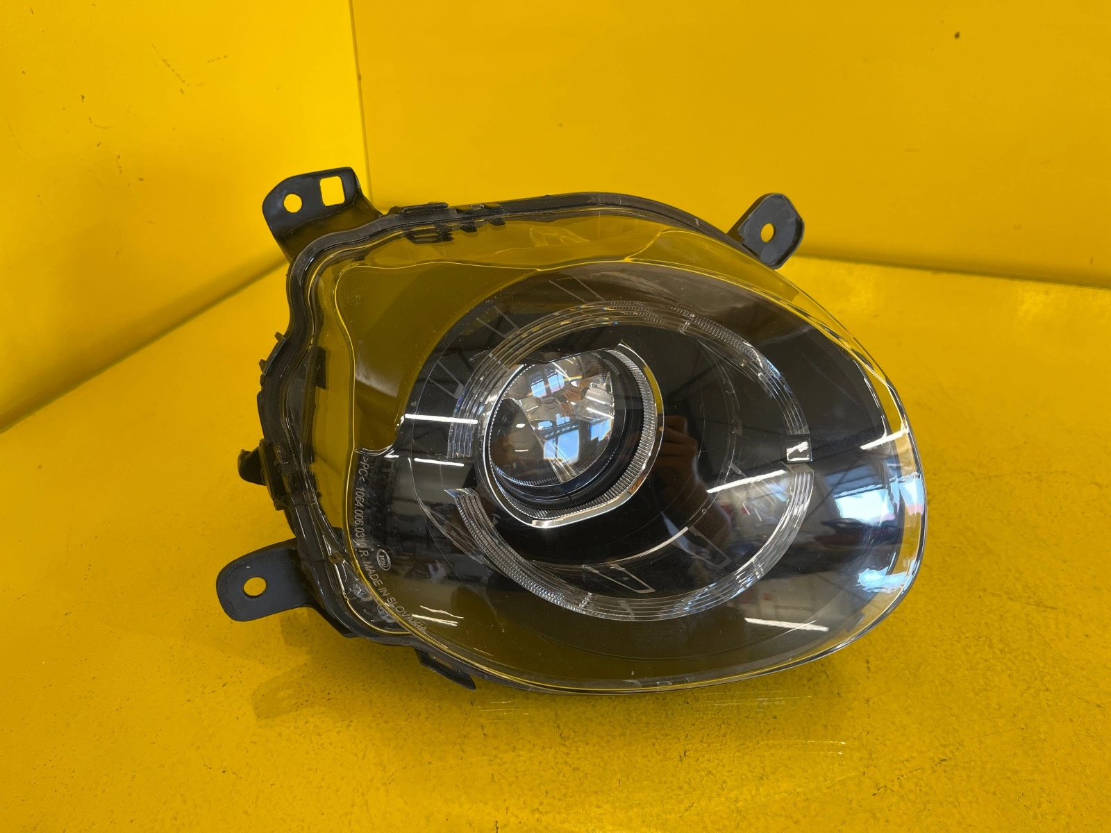 Far dreapta A110 OEM 15090