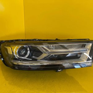 Far dreapta LED Bi-Xenon OEM 15129