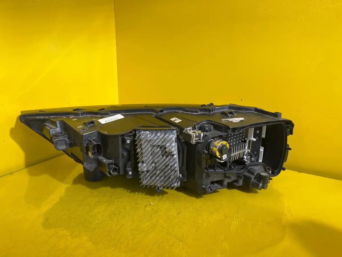 Far Dreapta Audi Q7 4M Matrix LED