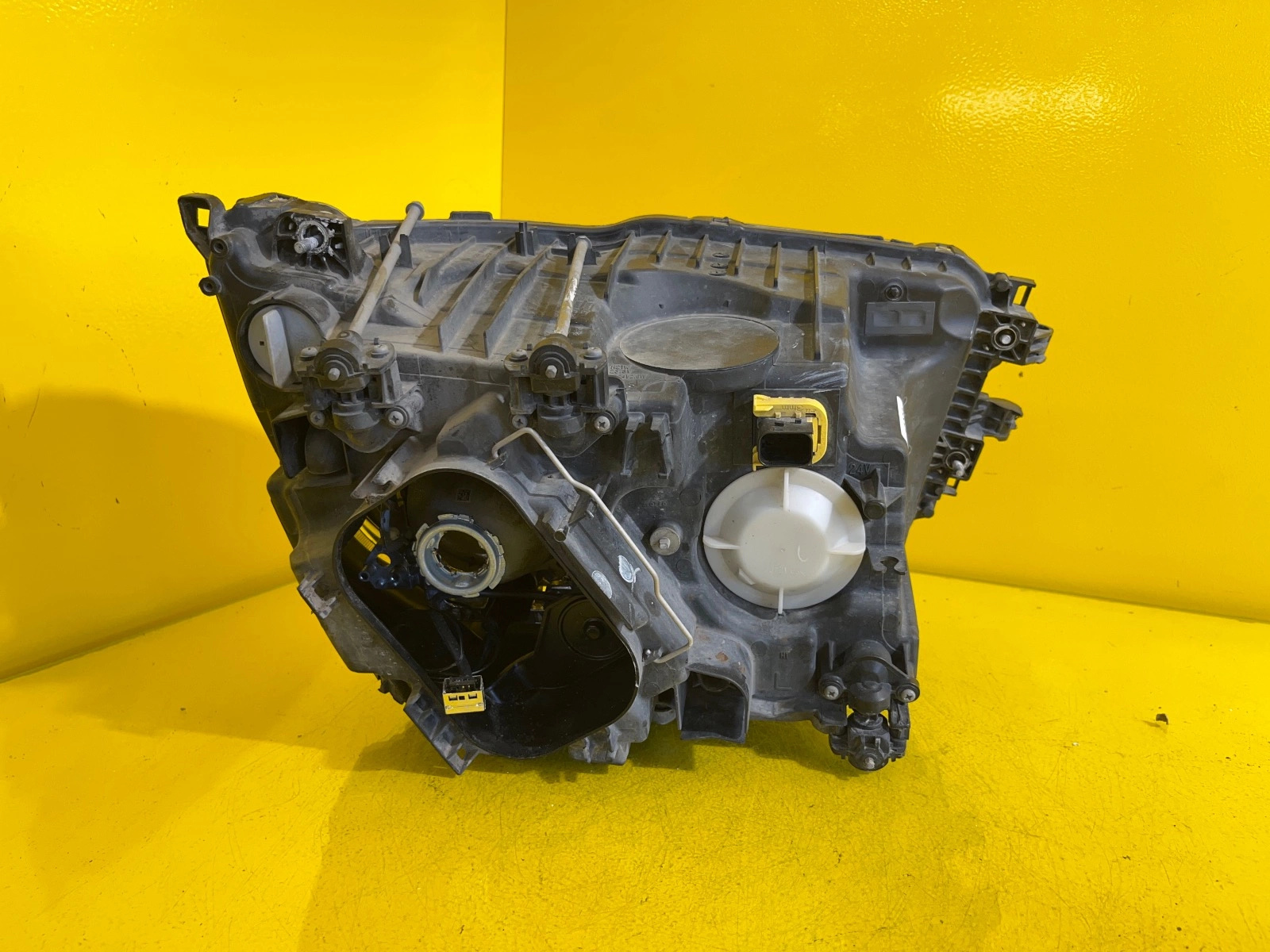 Far stânga Xenon OEM 15255 - Image 3