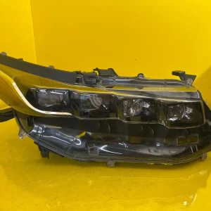 Far Dreapta Toyota Prius Prime Full LED