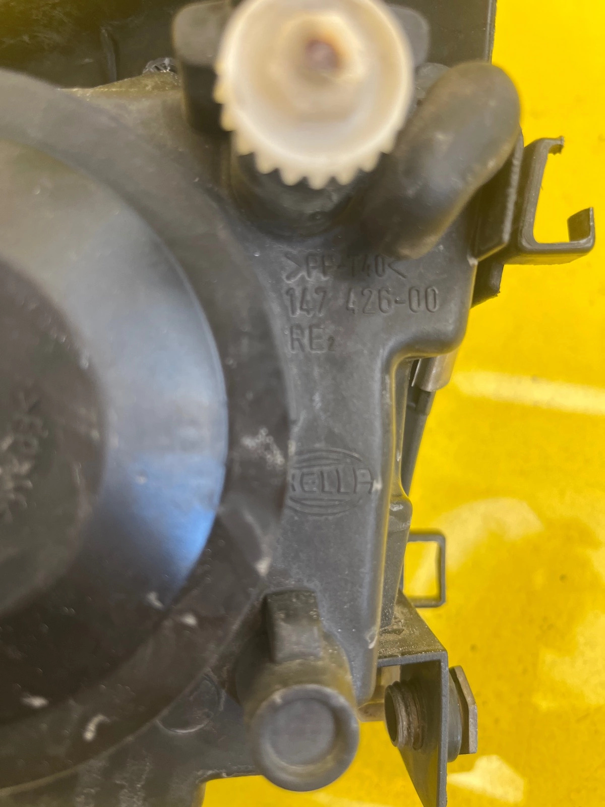 Far dreapta Xenon 2097-2001 OEM 15793 - Image 3