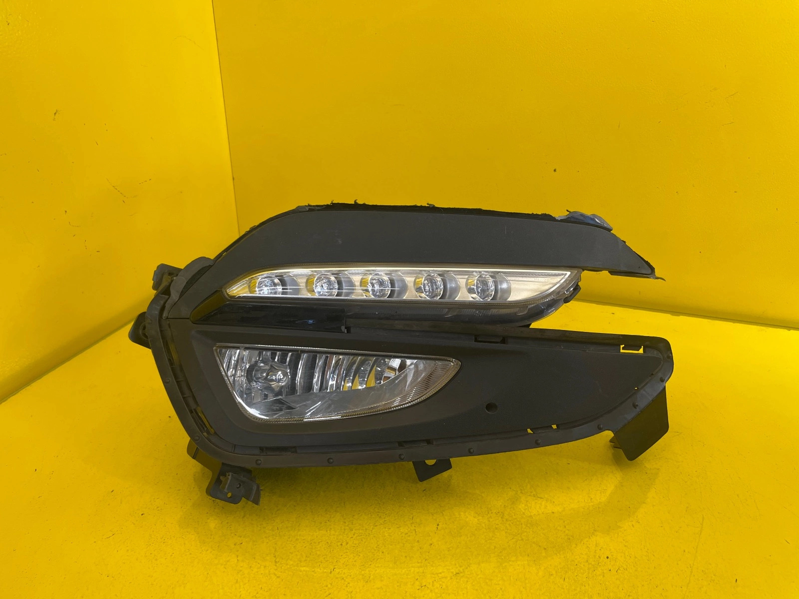 Far Hyundai Tucson Iii Halogen Lewy