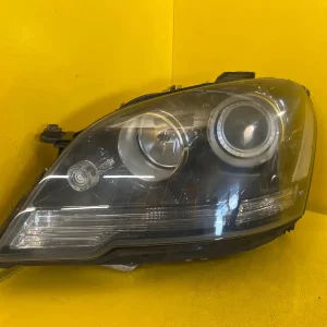 Far Mercedes Ml W164 Przed Lift AMG Bixenon