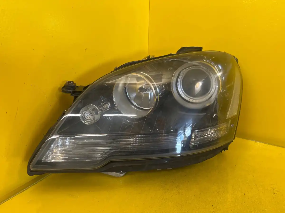 Far Mercedes Ml W164 Przed Lift AMG Bixenon