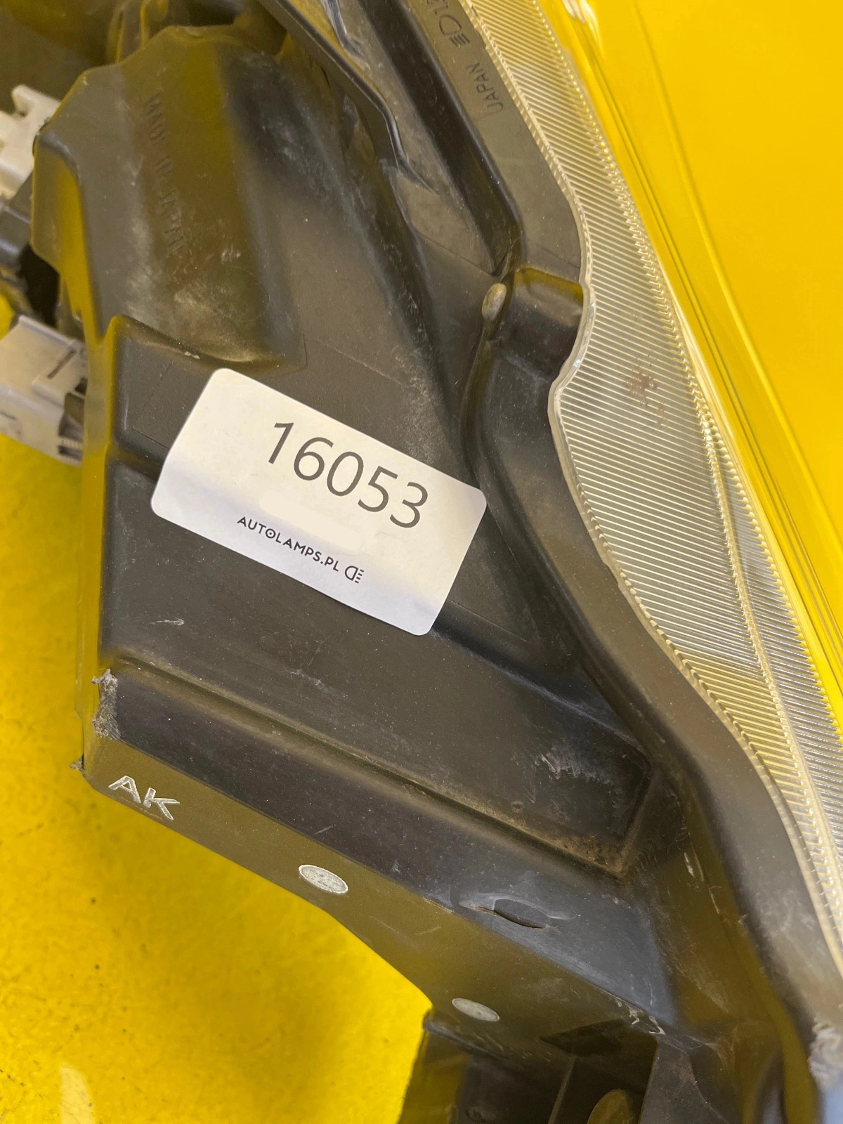 Far stânga Bi-Xenon OEM 16053 - Image 3