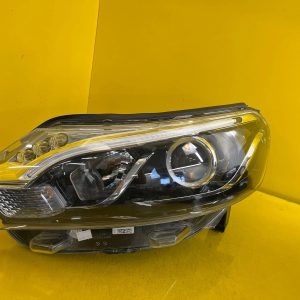 Far stânga LED Xenon OEM 16060