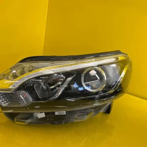 Far Xenon Toyota PROACE
