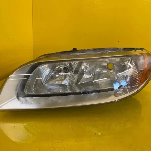 Far Stanga Volvo V70 Iii S80 Ii