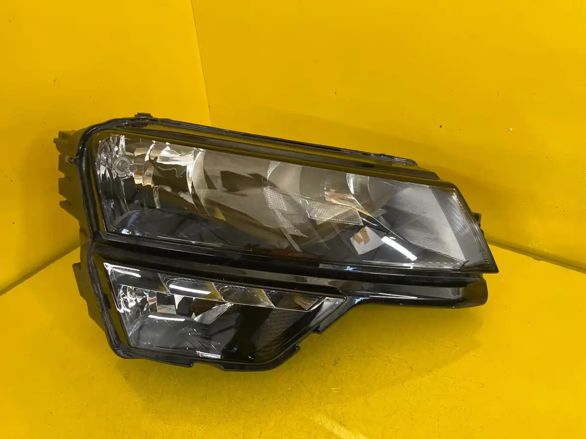Far Dreapta Skoda Karoq 57Ba