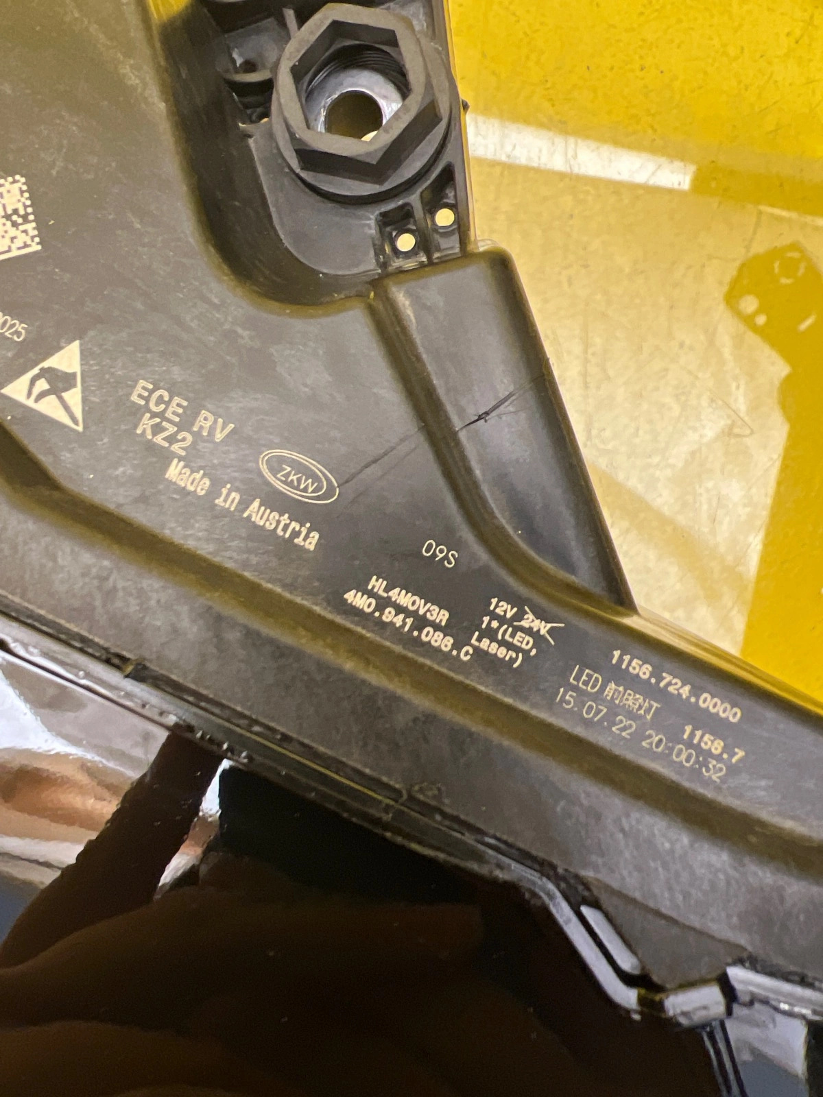 Far dreapta Laser Facelift OEM 16310 - Image 2