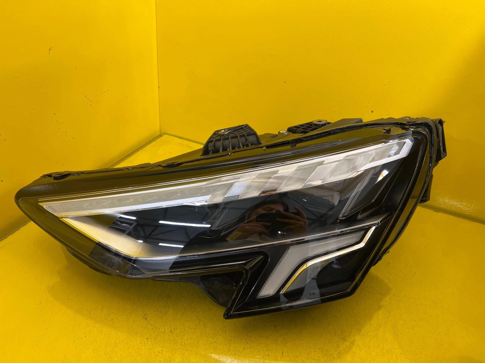 Far Stanga Audi A3 Full LED