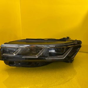 Far stânga Full LED Facelift OEM 16427