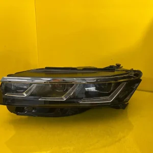 Far VW Touareg III Lift Full LED