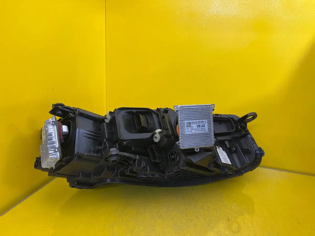 Far VW Touareg III Lift Full LED