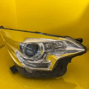 Far Dreapta Toyota Verso S 12- LED