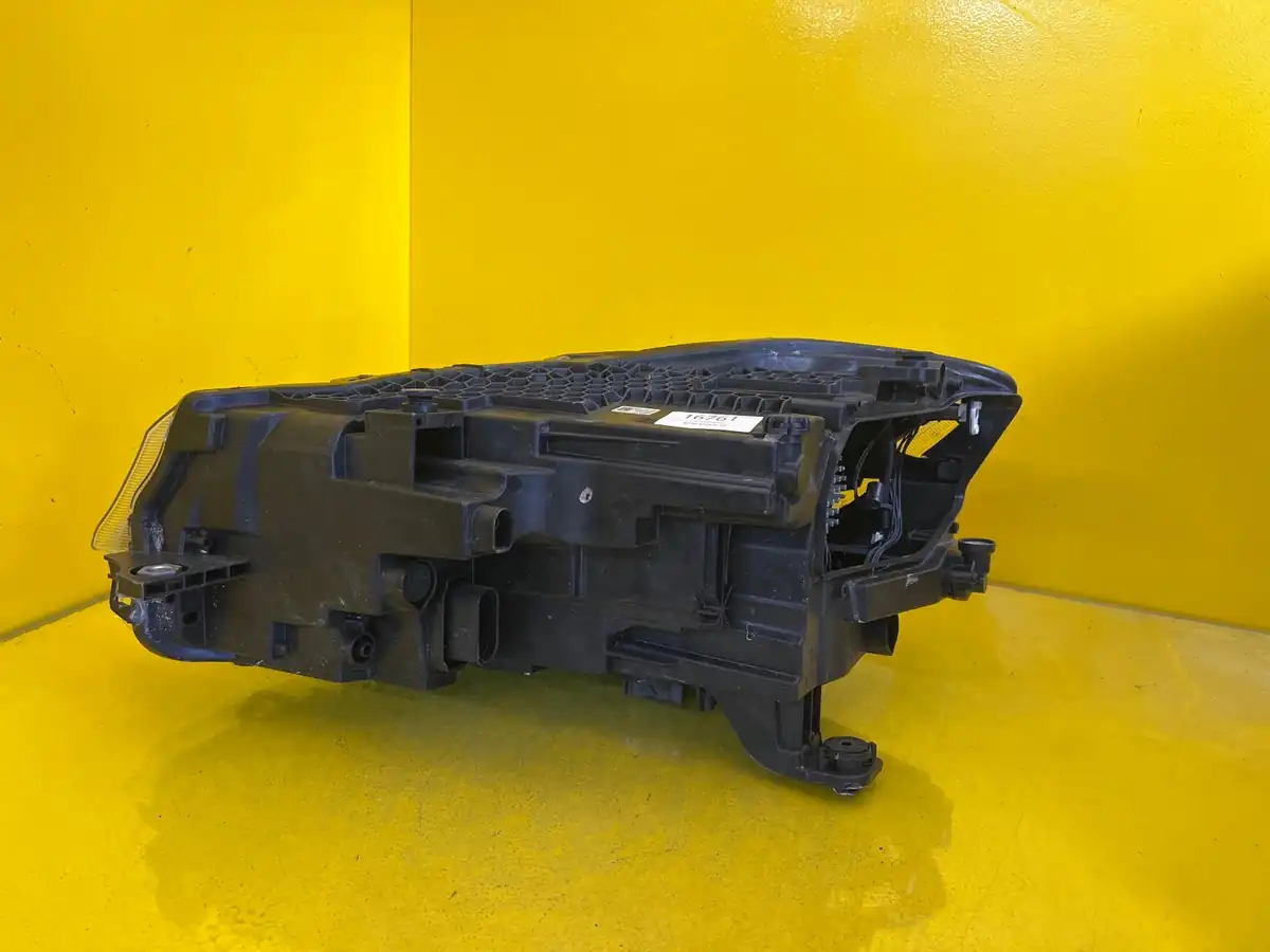 Far Dreapta VW Caddy V Full LED