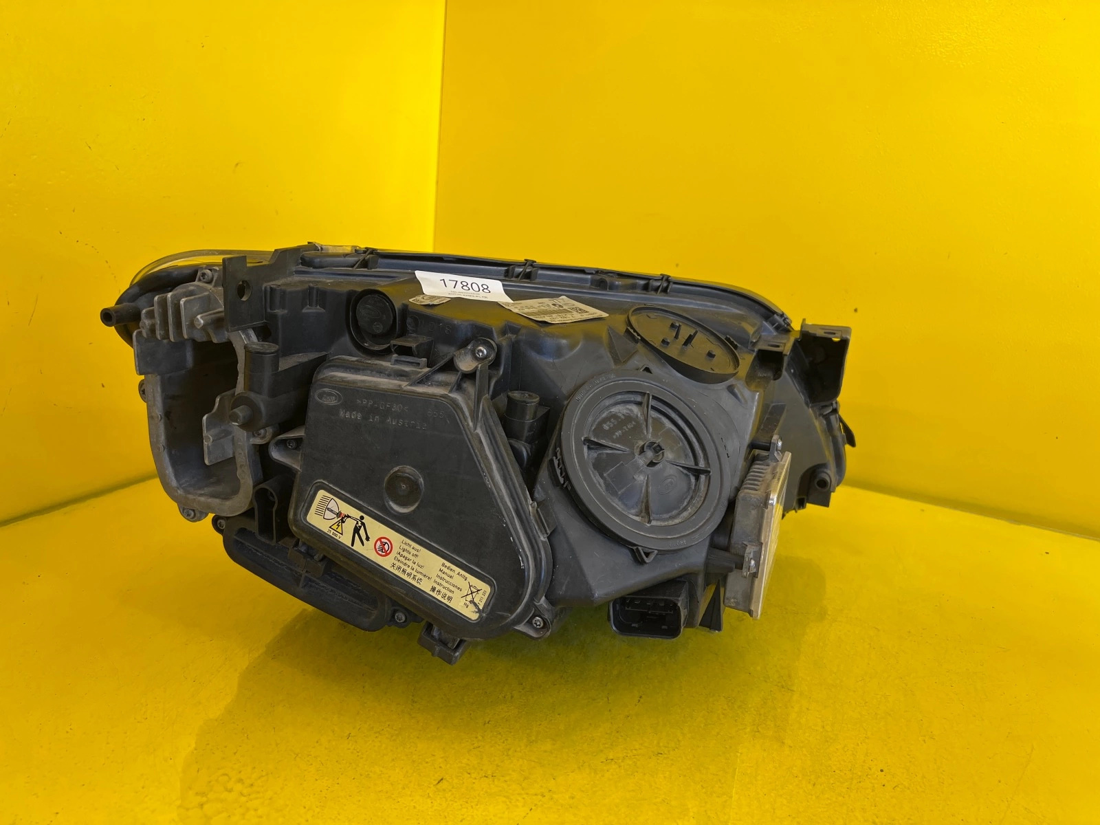 Far stânga Bi-Xenon BMW Seria 7 F01 Facelift OEM 17808 - Image 3