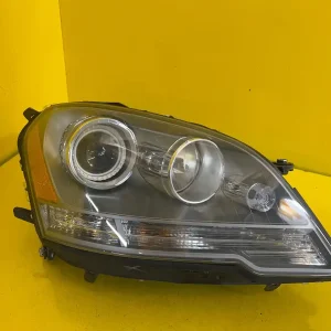 Far Dreapta Mercedes Ml W164 05 08 Bixenon