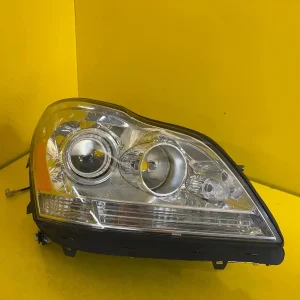 Far Dreapta Mercedes Gl W164 05 08 Bixenon
