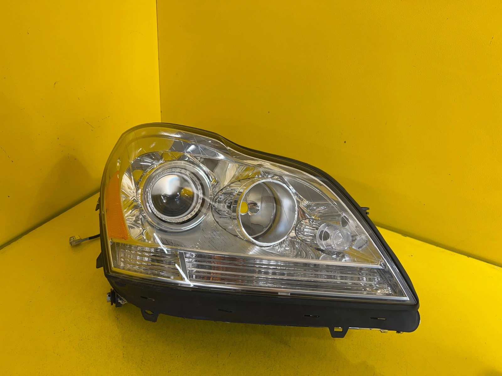Far Dreapta Mercedes Gl W164 05 08 Bixenon