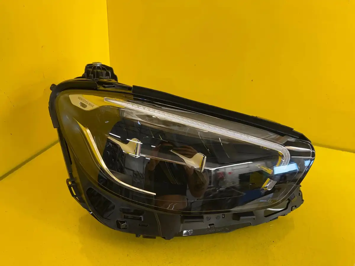 Far Dreapta Mercedes E-Class W213 Lift Full LED