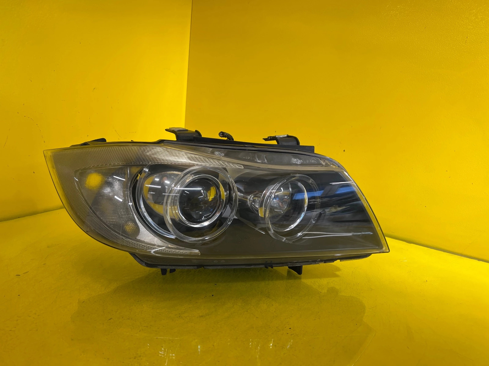 Far Dreapta BMW Seria 3 E90 2005 2008 Bixenon