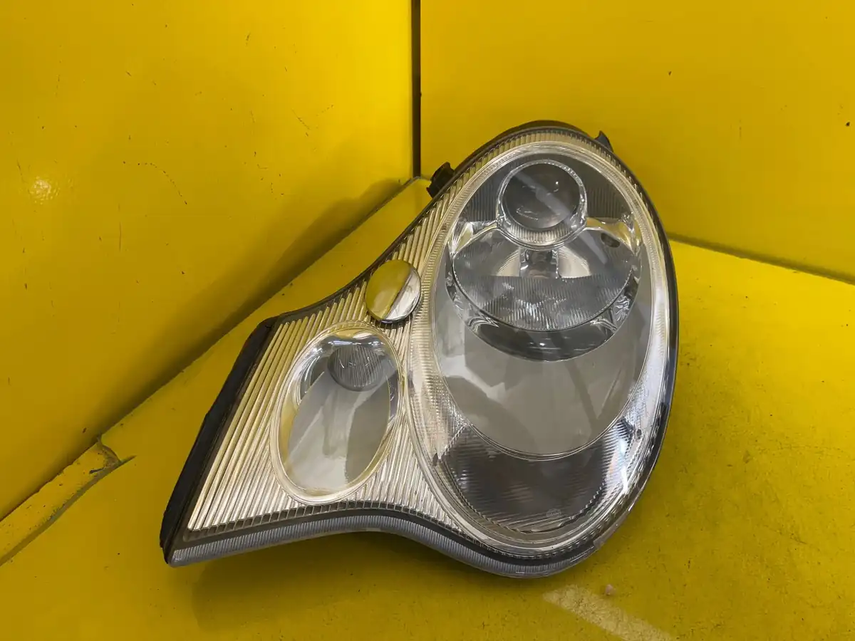 Far Porsche 911 996 Lift 01 Xenon