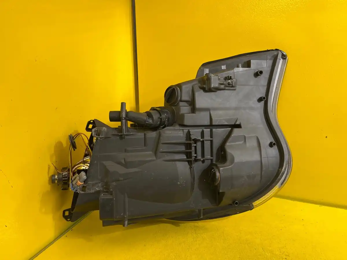 Far Porsche 911 996 Lift 01 Xenon