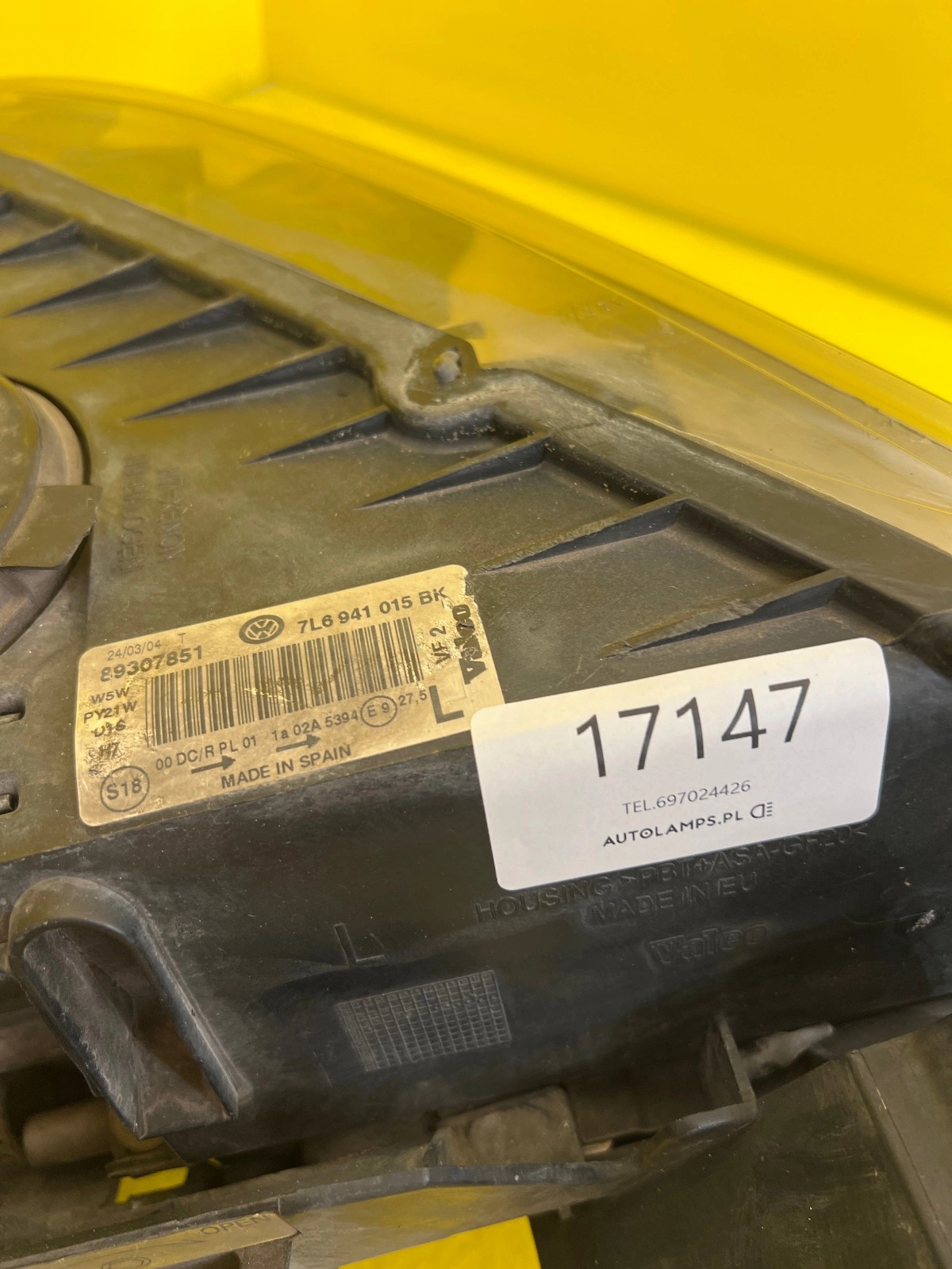 Far VW Touareg 7L Xenon - Image 2